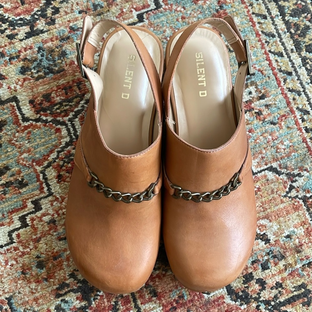 Silent D Georgia Slingback Clogs
